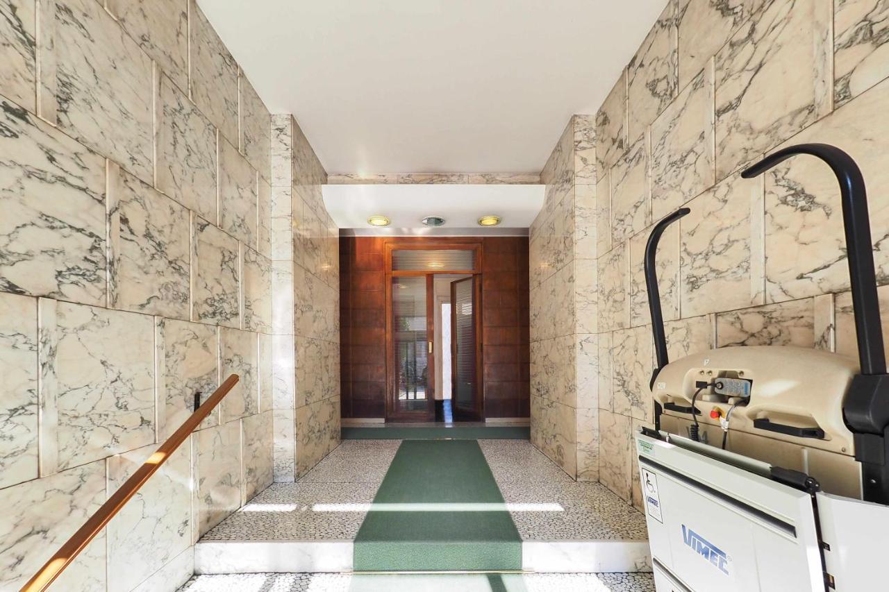Mba24 Charming Suite Close To Metro Fieracitylife 米兰 外观 照片